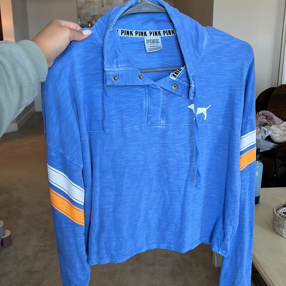 PINK Size small blue and yellow pullover
